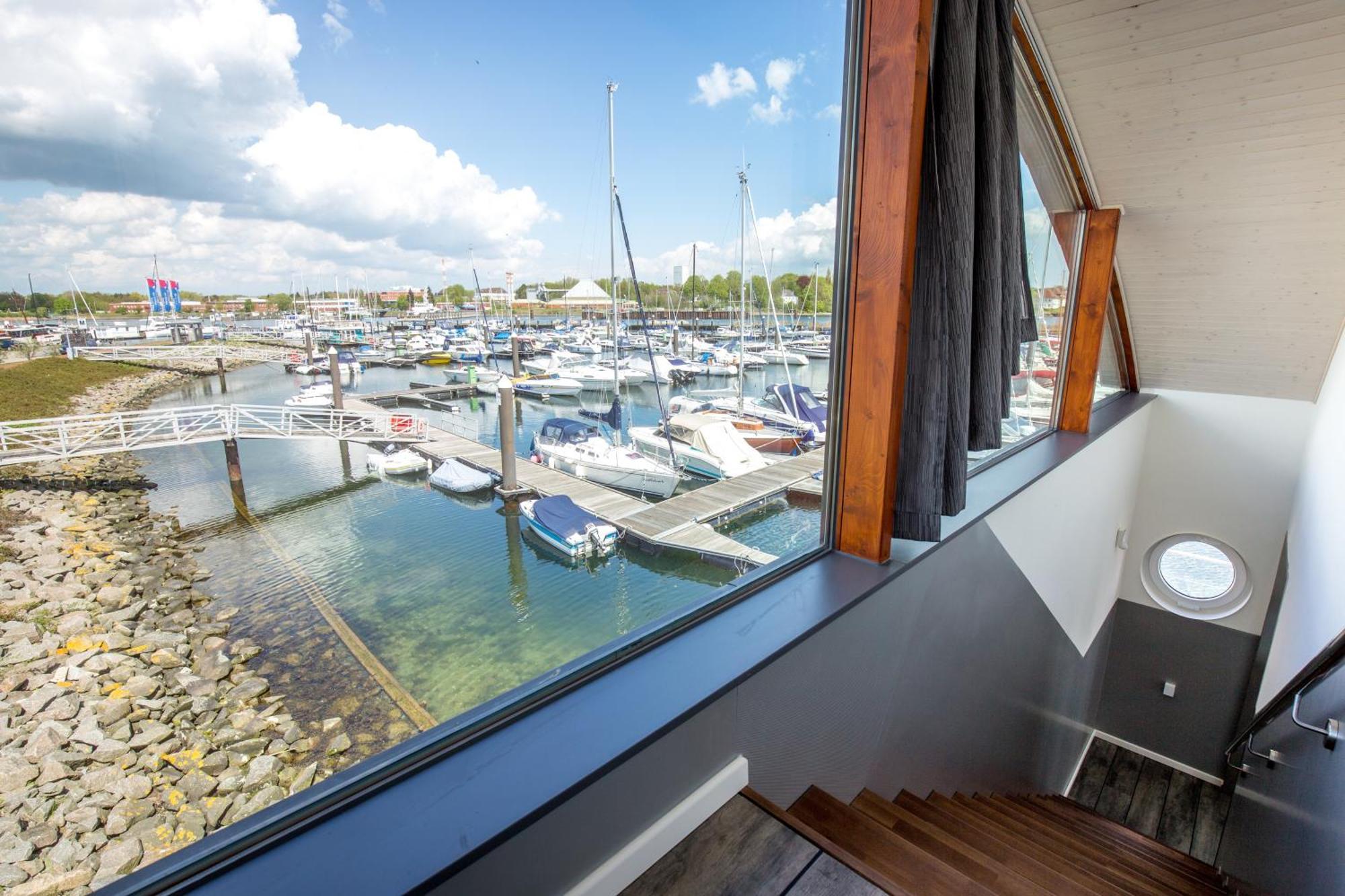 Kyst 5410 Floating Home 1 Neustadt in Holstein Exteriör bild
